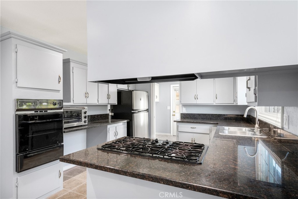2427 E Normandy Drive