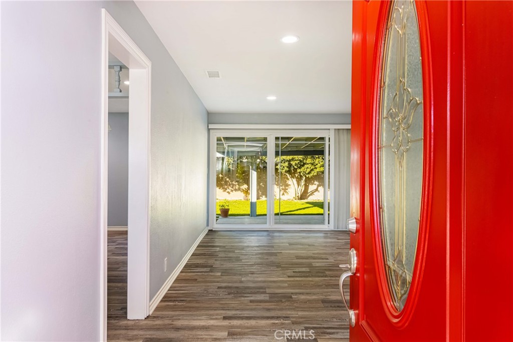 2427 E Normandy Drive
