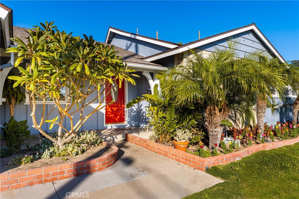 2427 E Normandy Drive