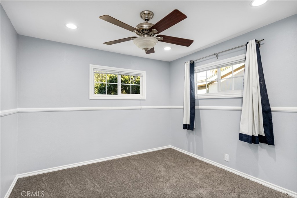 2427 E Normandy Drive