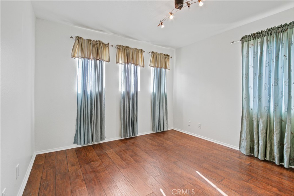 1294 S Silver Star Way