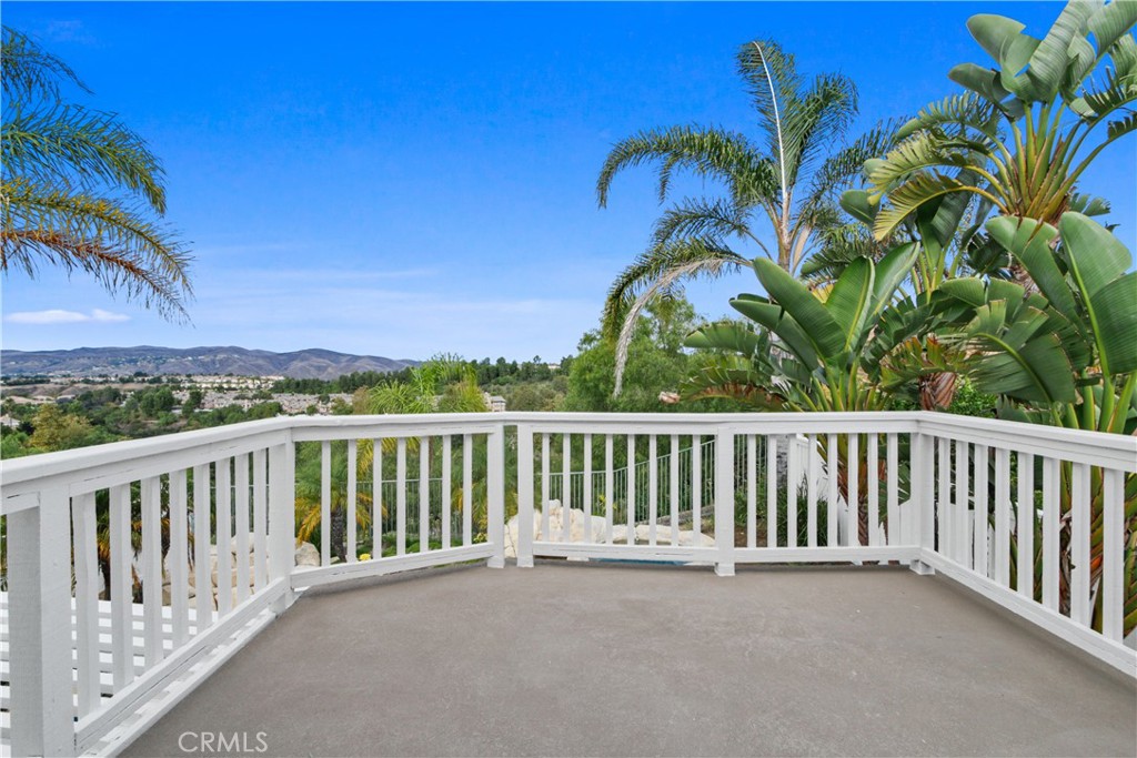 1294 S Silver Star Way