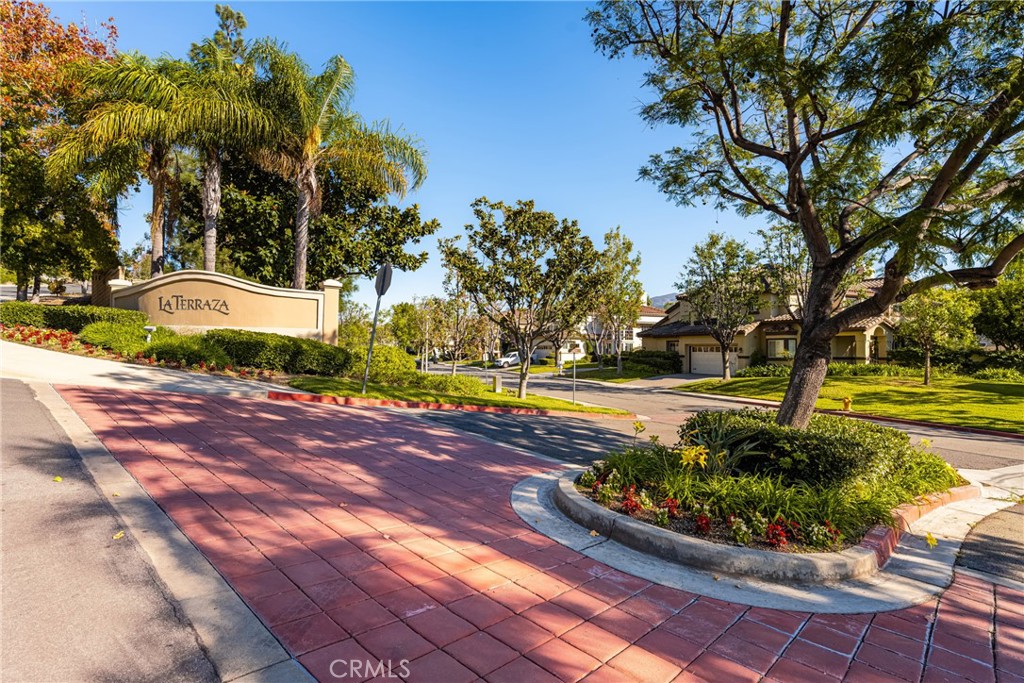 27860 Kimberly Drive
