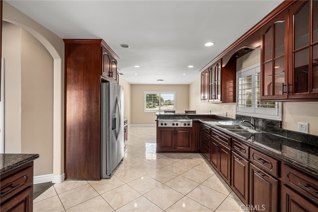 570 N Dwyer Drive