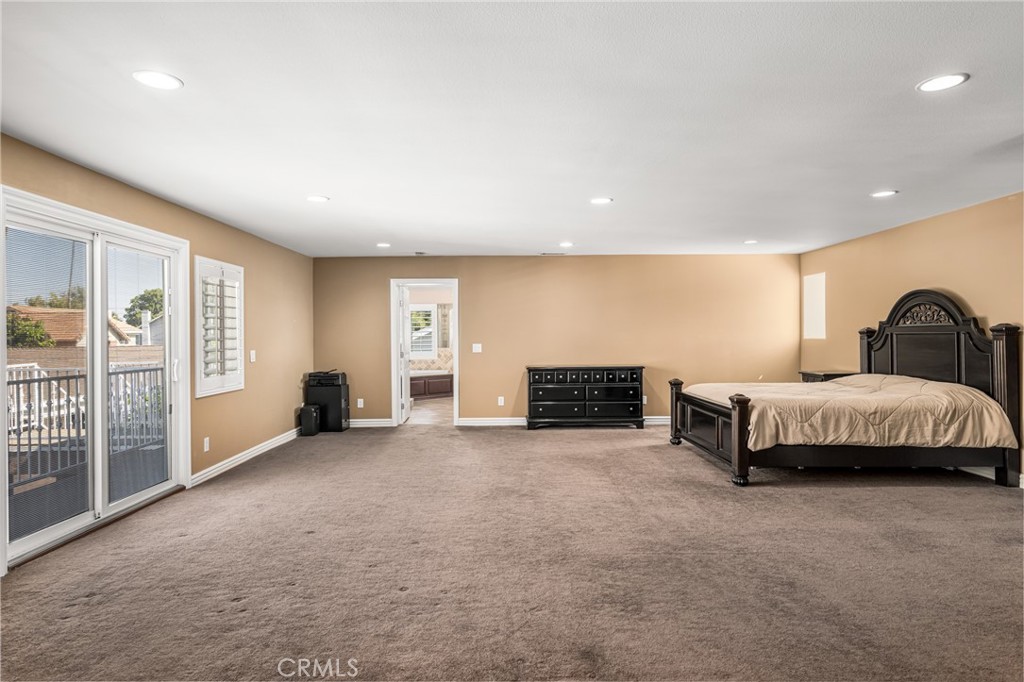 570 N Dwyer Drive
