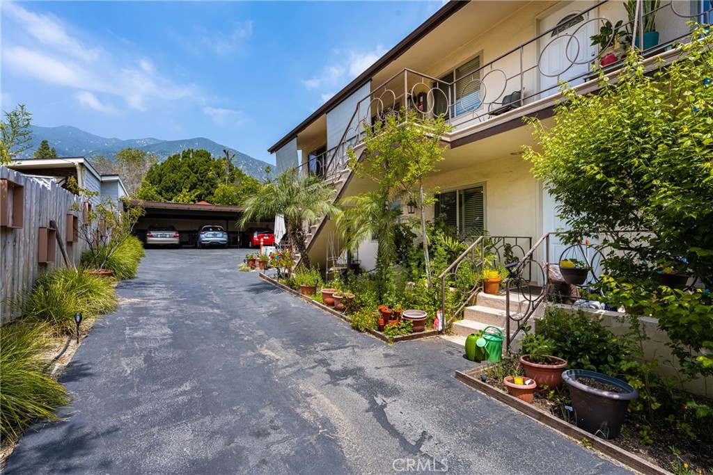 149 W Montecito Avenue D