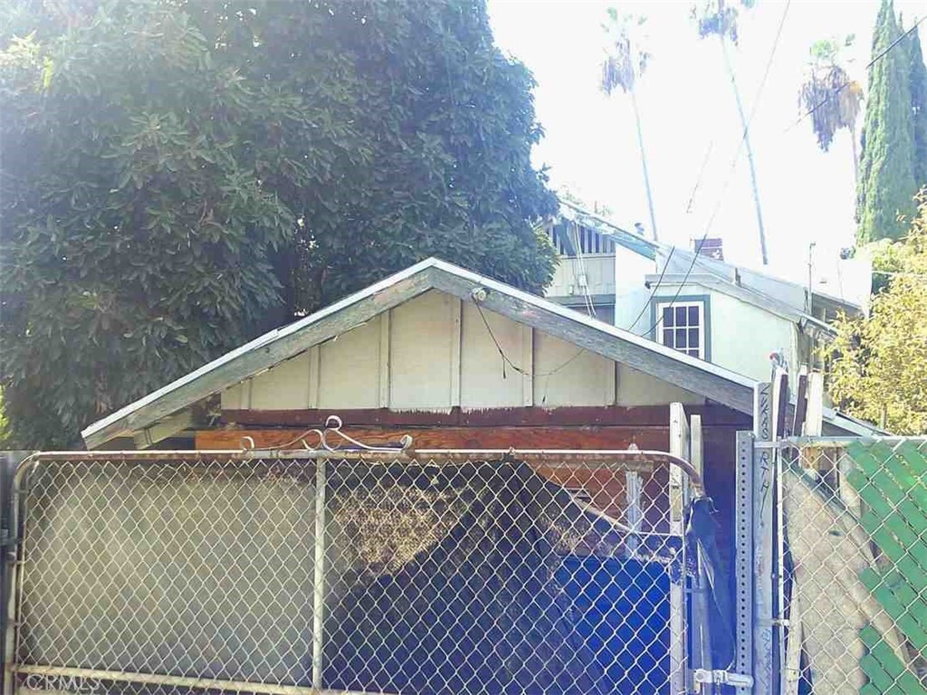 108 S Dillon Street