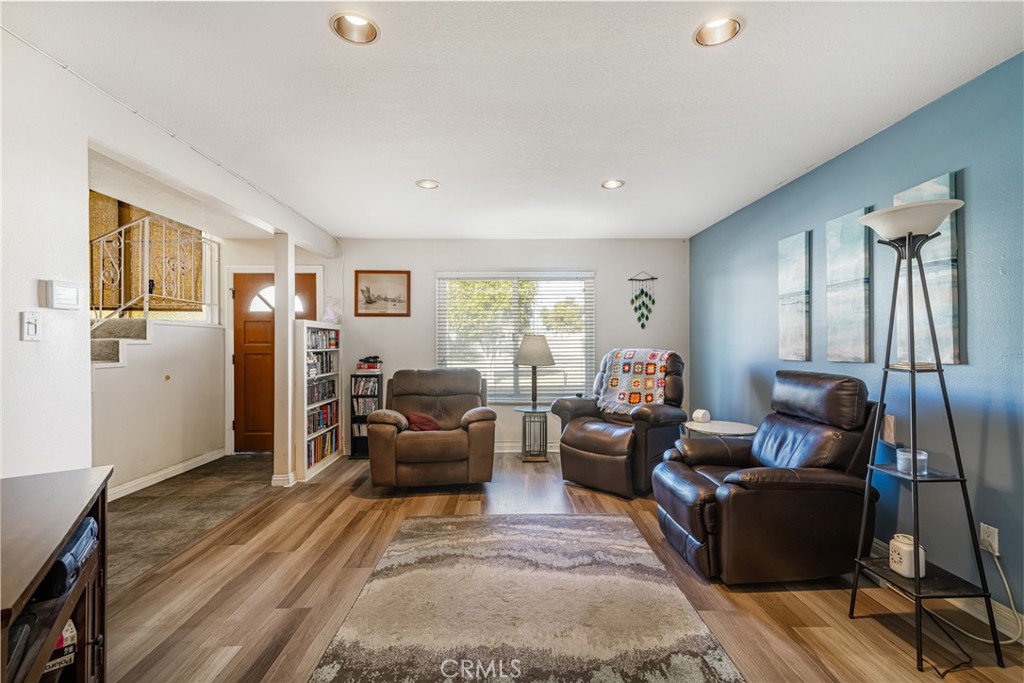 700 E Taft Avenue 16