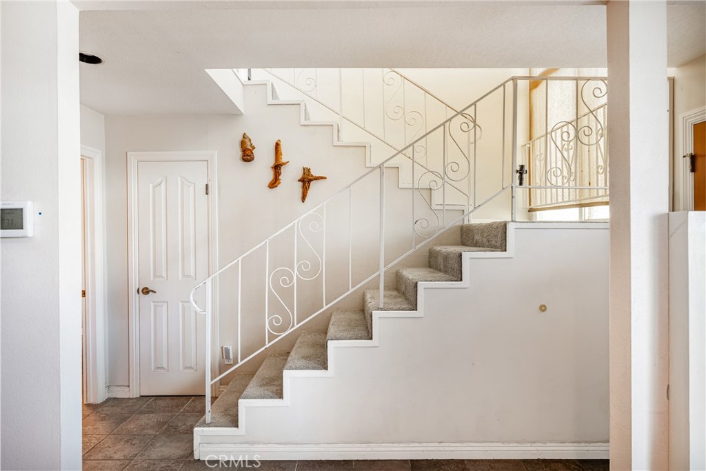 700 E Taft Avenue 16