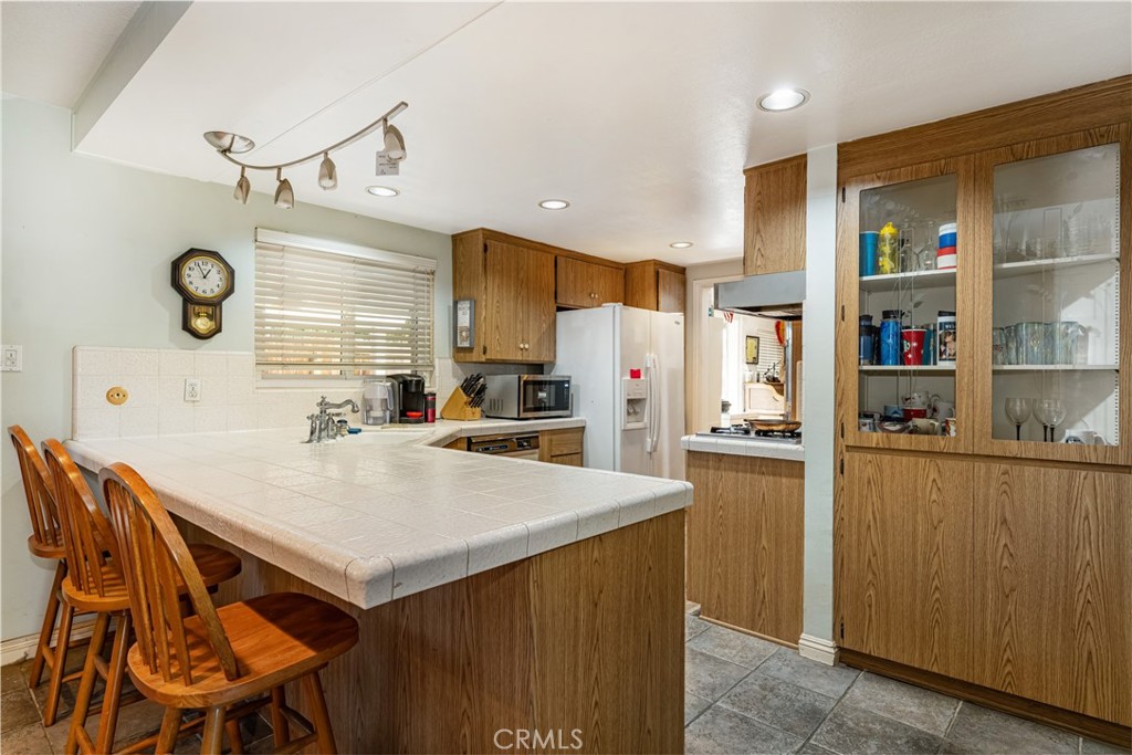 700 E Taft Avenue 16
