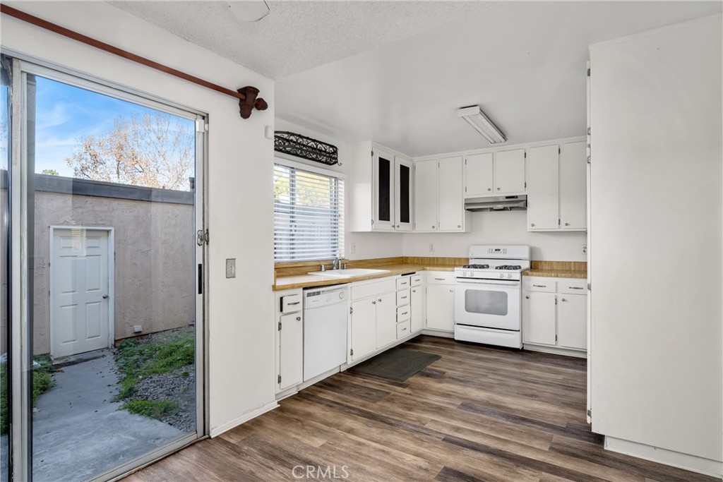 3587 Polk Street