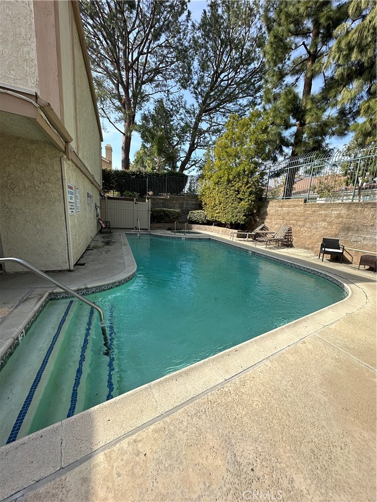 139 S Poplar Avenue 25