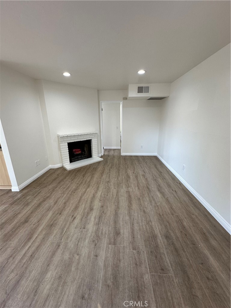 139 S Poplar Avenue 25
