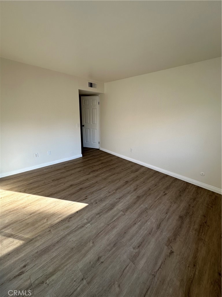 139 S Poplar Avenue 25
