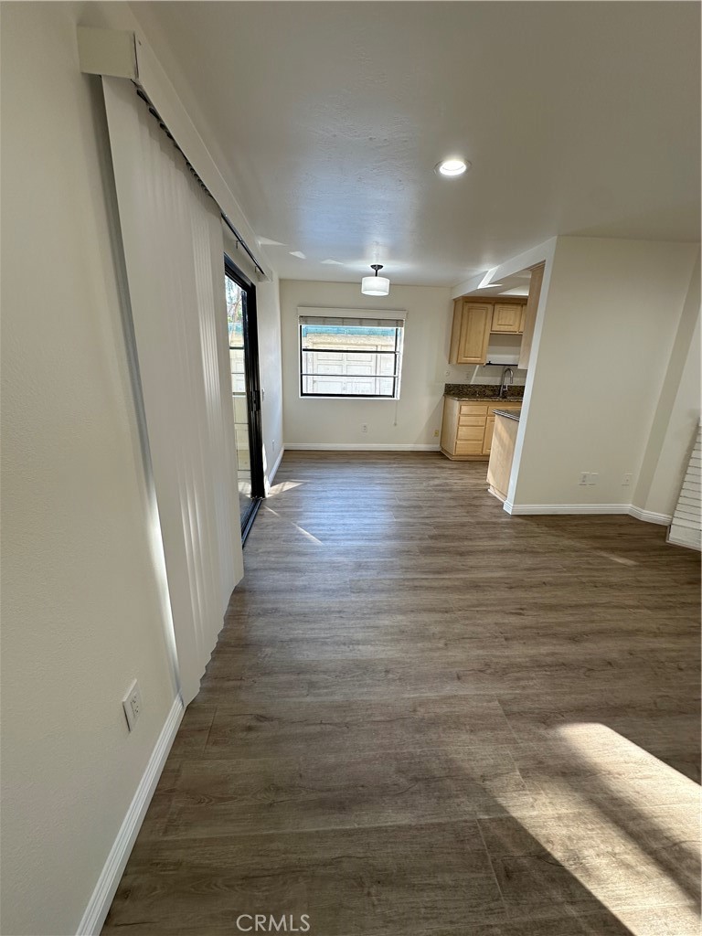 139 S Poplar Avenue 25