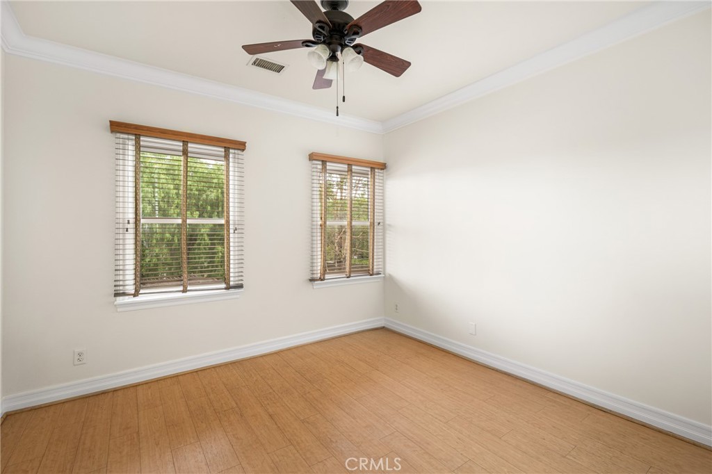 1128 W Lincoln Avenue 201