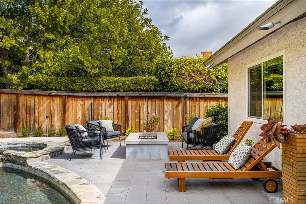 5631 E Mountain Avenue