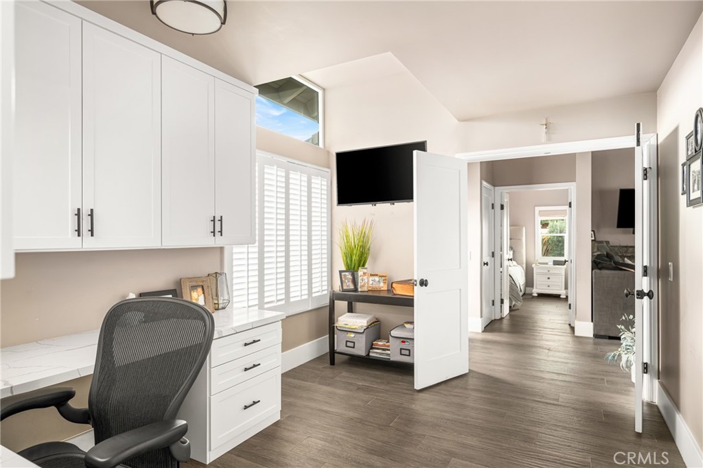 5631 E Mountain Avenue