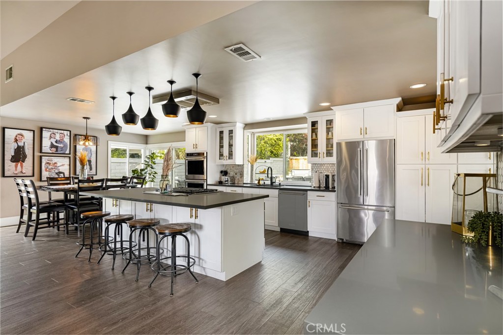 5631 E Mountain Avenue