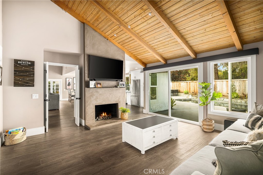 5631 E Mountain Avenue