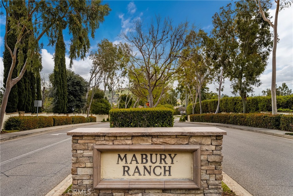 5631 E Mountain Avenue