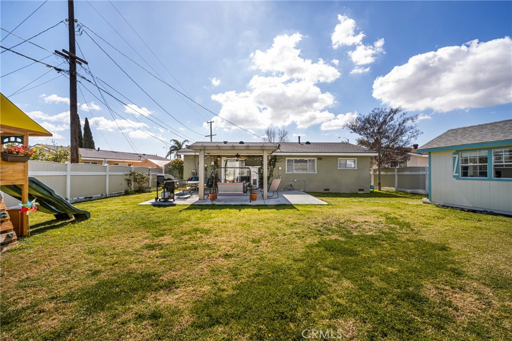1439 W Lory Avenue