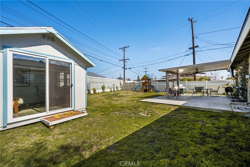 1439 W Lory Avenue