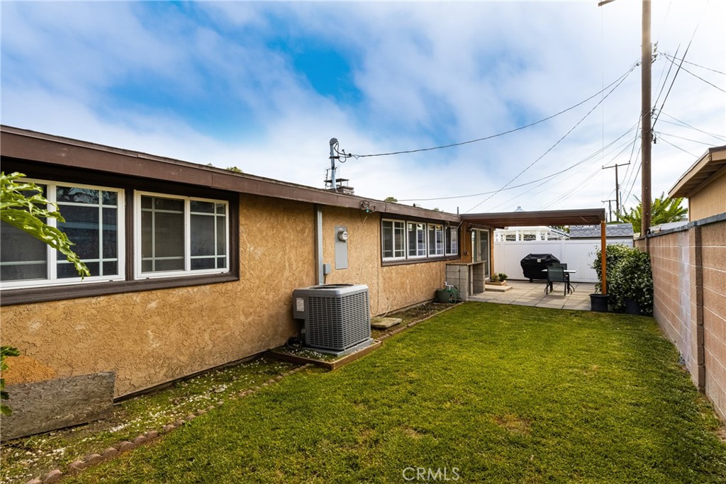2151 W Romneya Drive