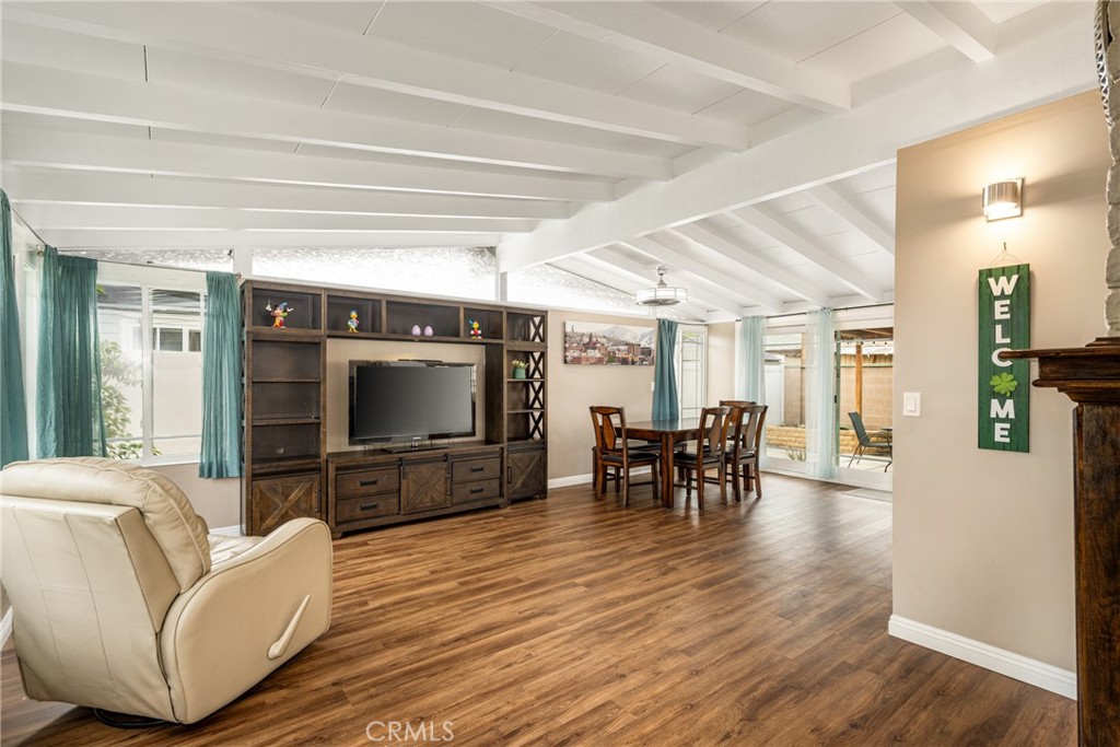 2151 W Romneya Drive