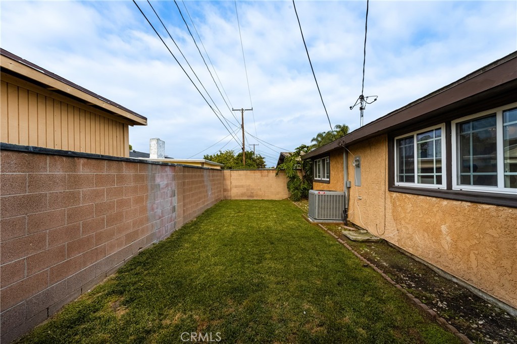 2151 W Romneya Drive