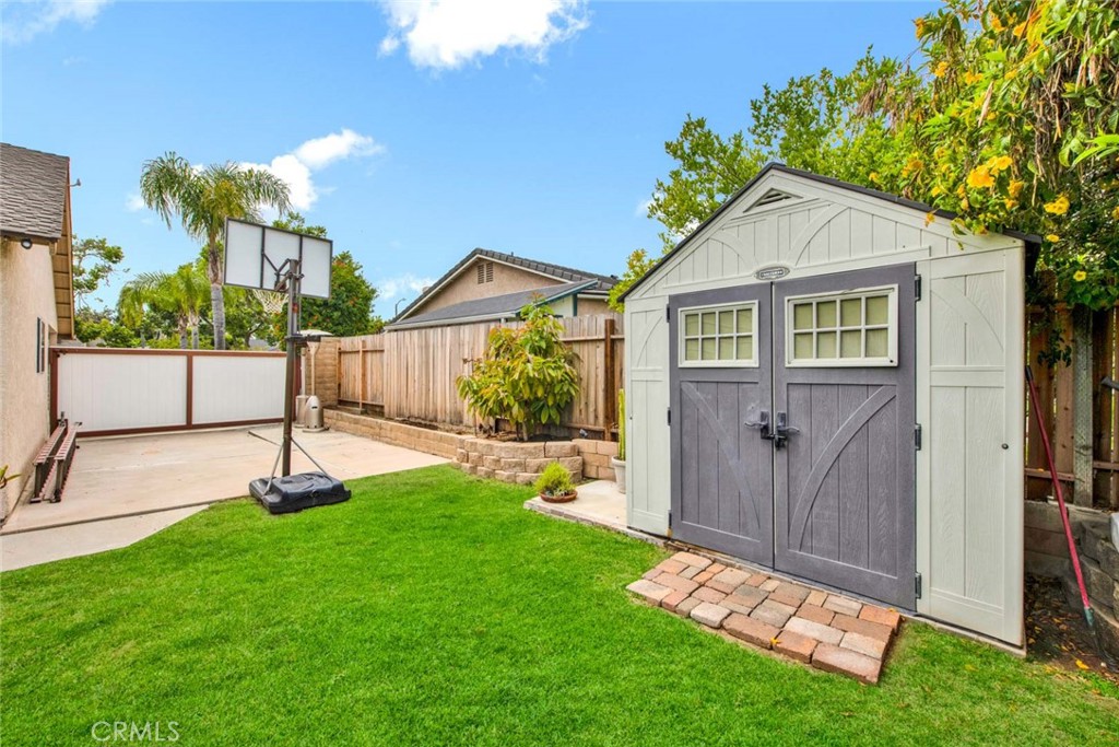 5362 Redwood Street
