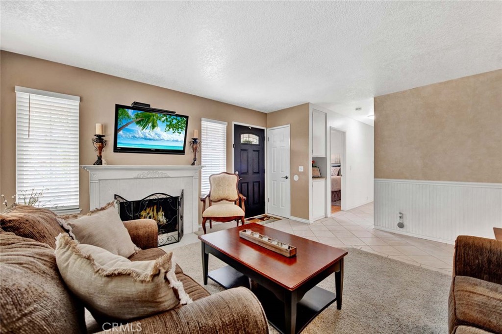 5362 Redwood Street