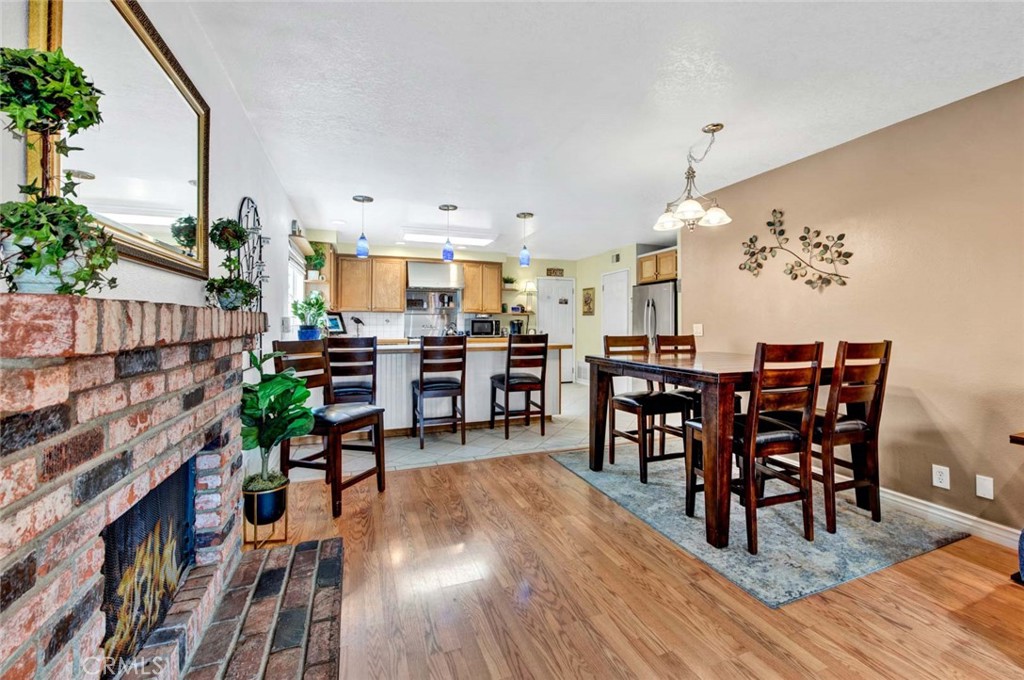 5362 Redwood Street