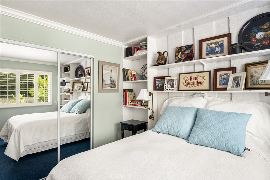 16671 Landmark Avenue