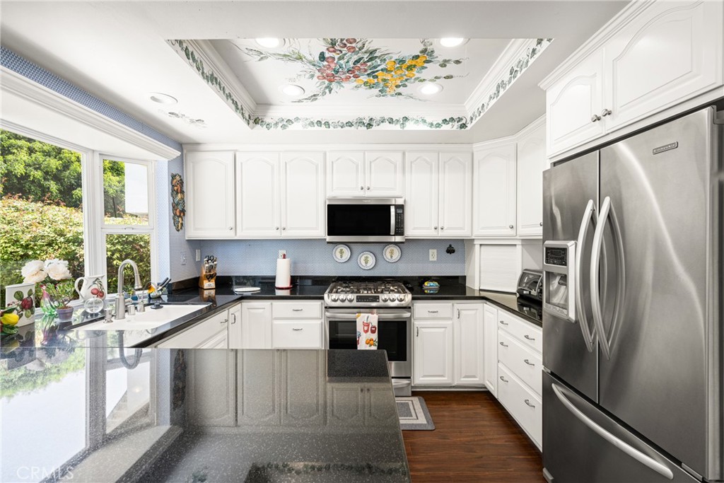 16671 Landmark Avenue