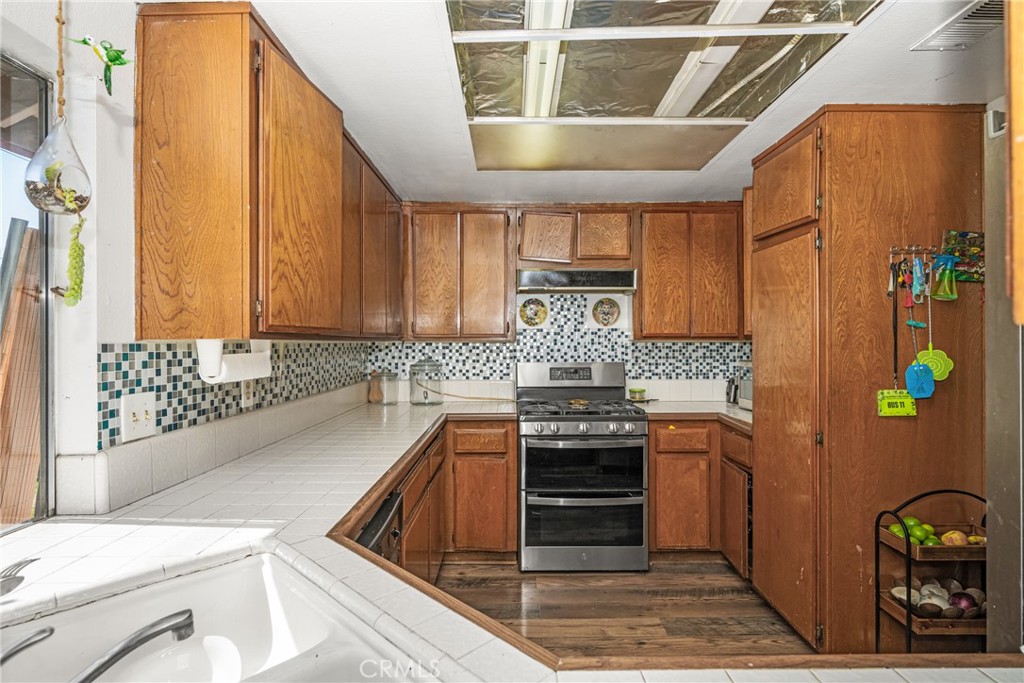 1609 W Cutter Road 28