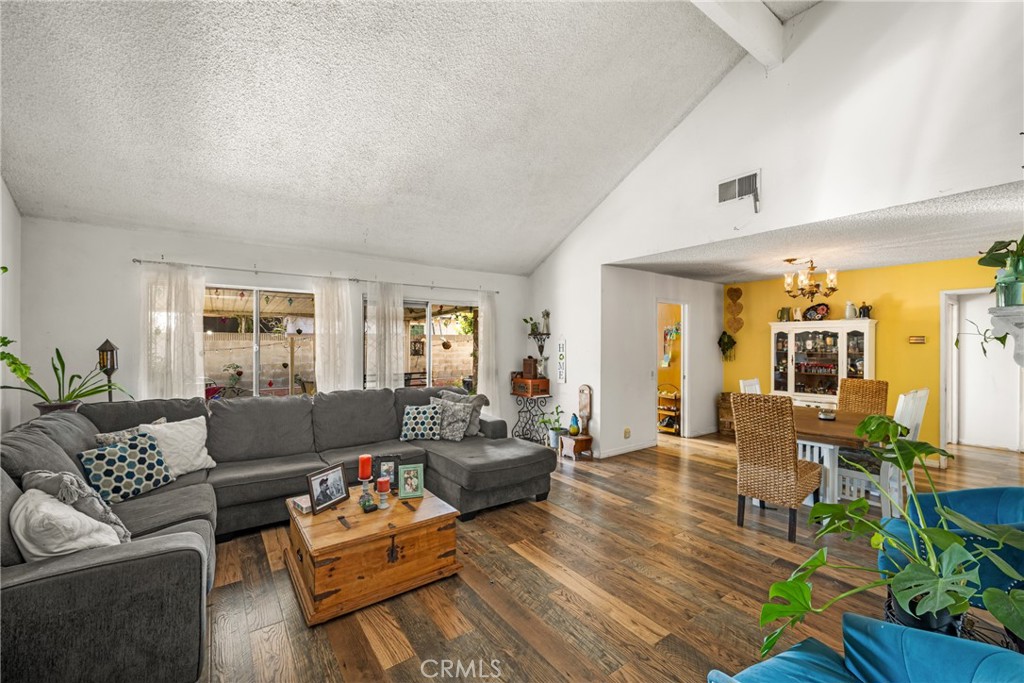 1609 W Cutter Road 28