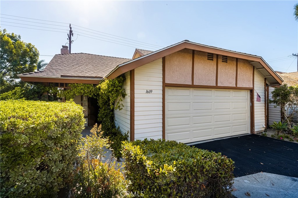 1609 W Cutter Road 28