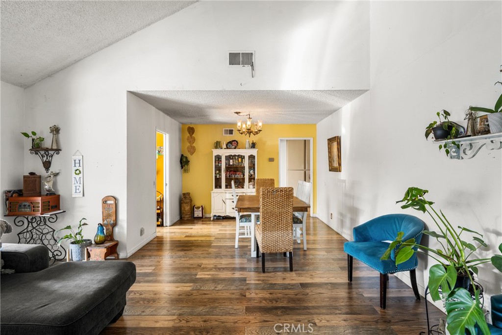 1609 W Cutter Road 28