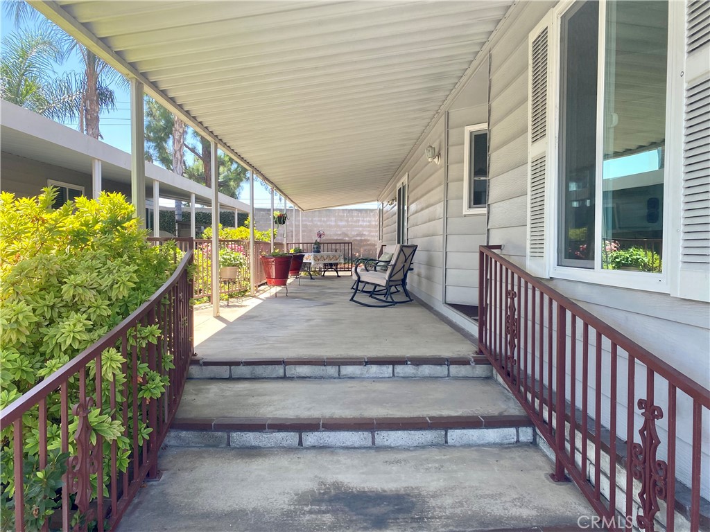 320 Lakepark Drive