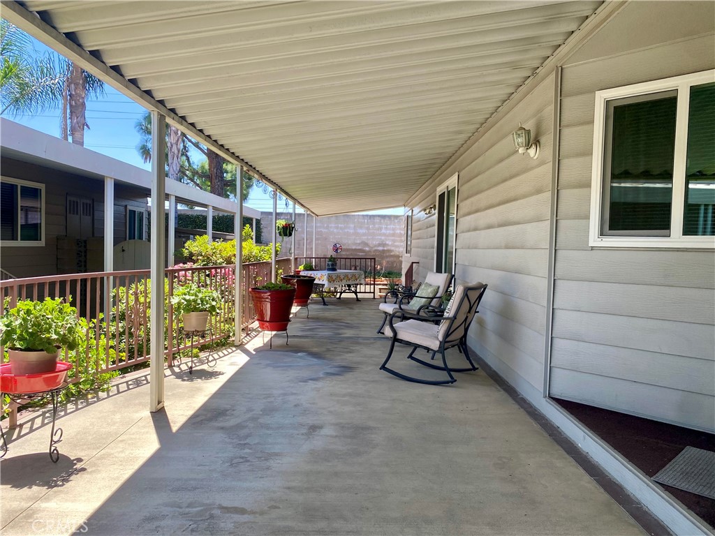 320 Lakepark Drive