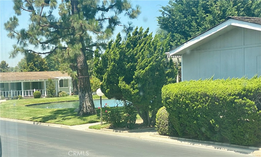 320 Lakepark Drive