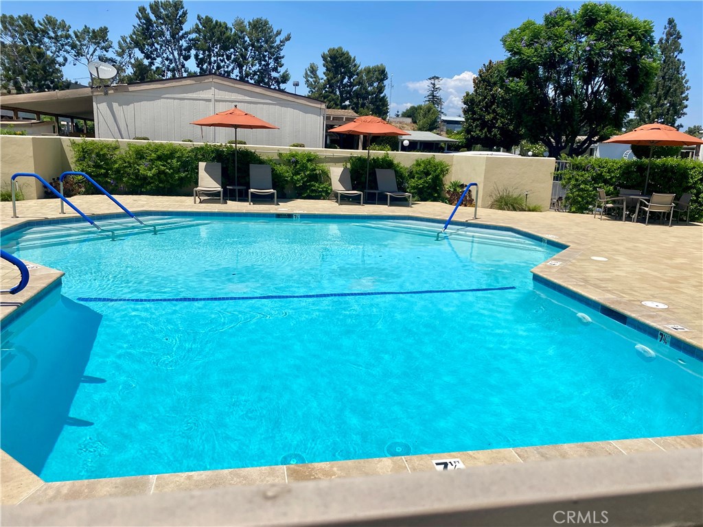 320 Lakepark Drive