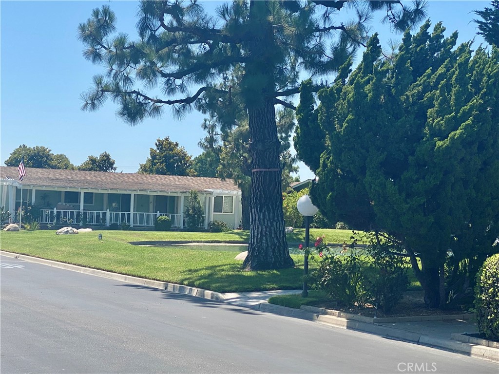 320 Lakepark Drive