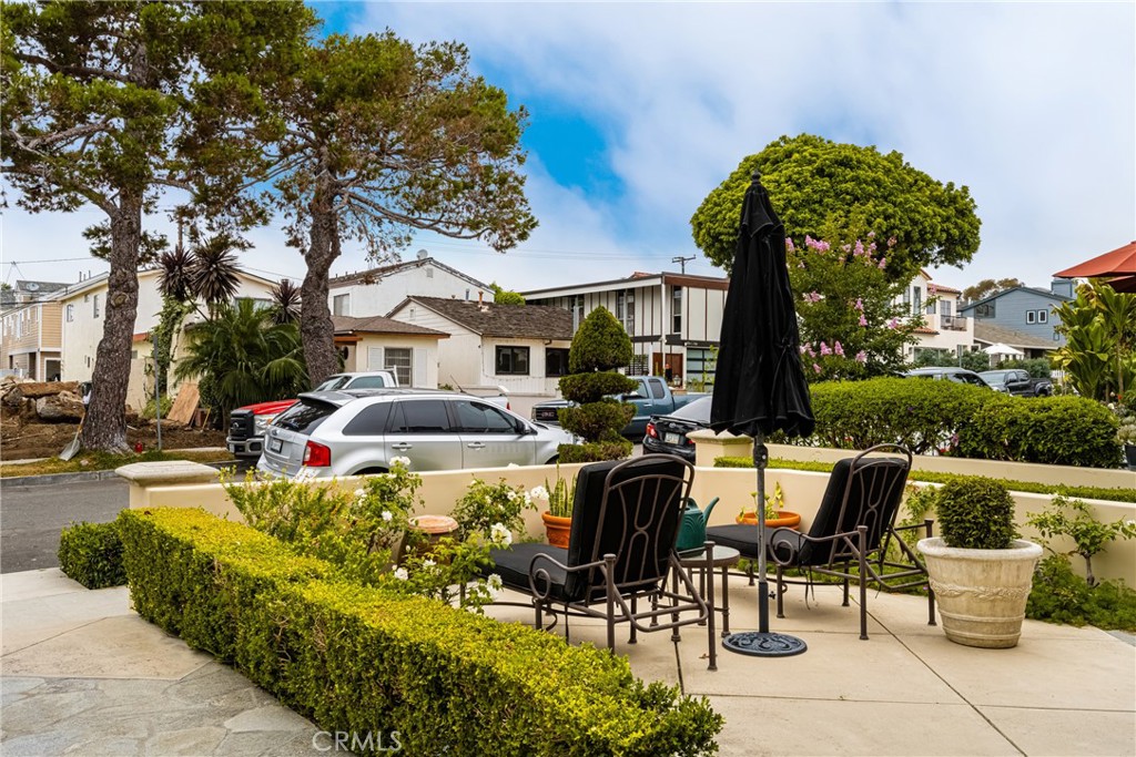 602 Larkspur Avenue A