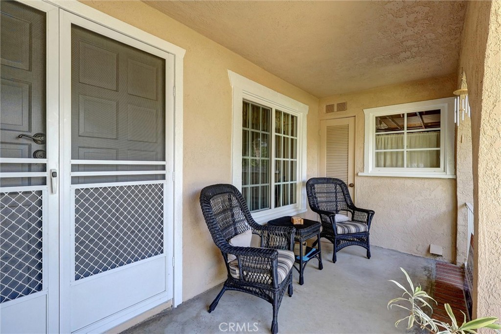 3464 E Elm Street