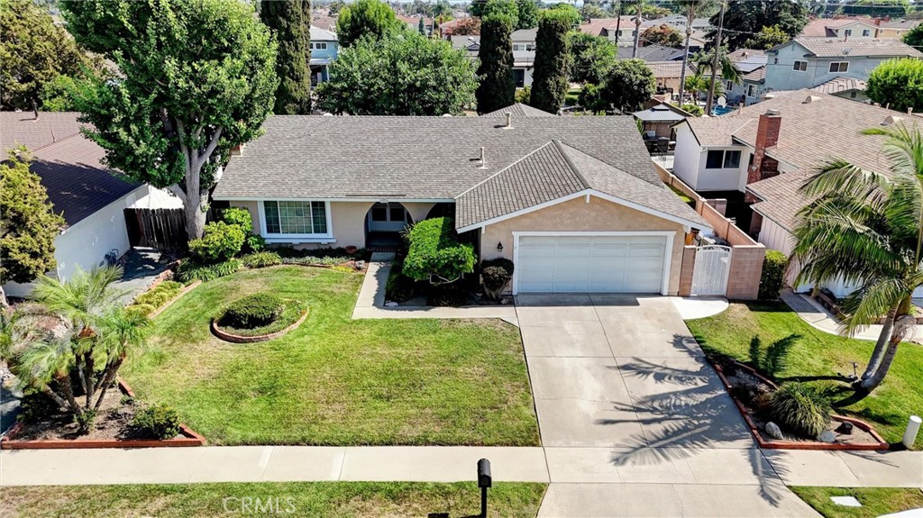 3464 E Elm Street