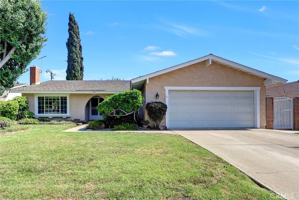 3464 E Elm Street