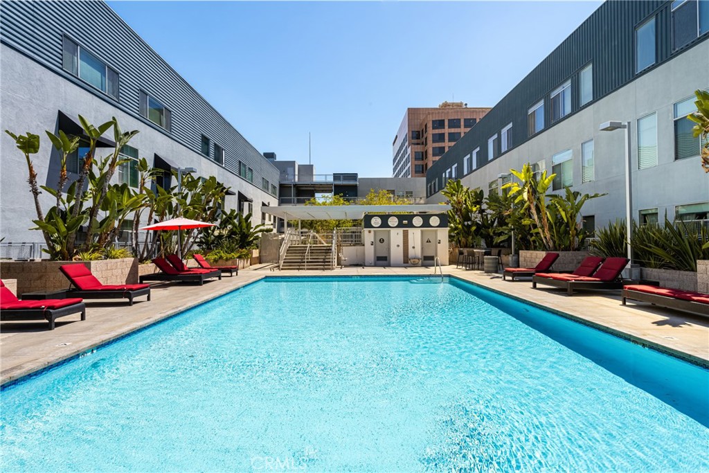 435 W Center Street Promenade 201