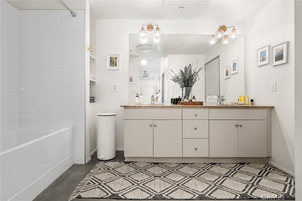 435 W Center Street Promenade 201